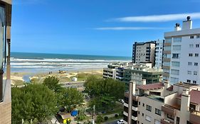 Apartamento com vista para o mar